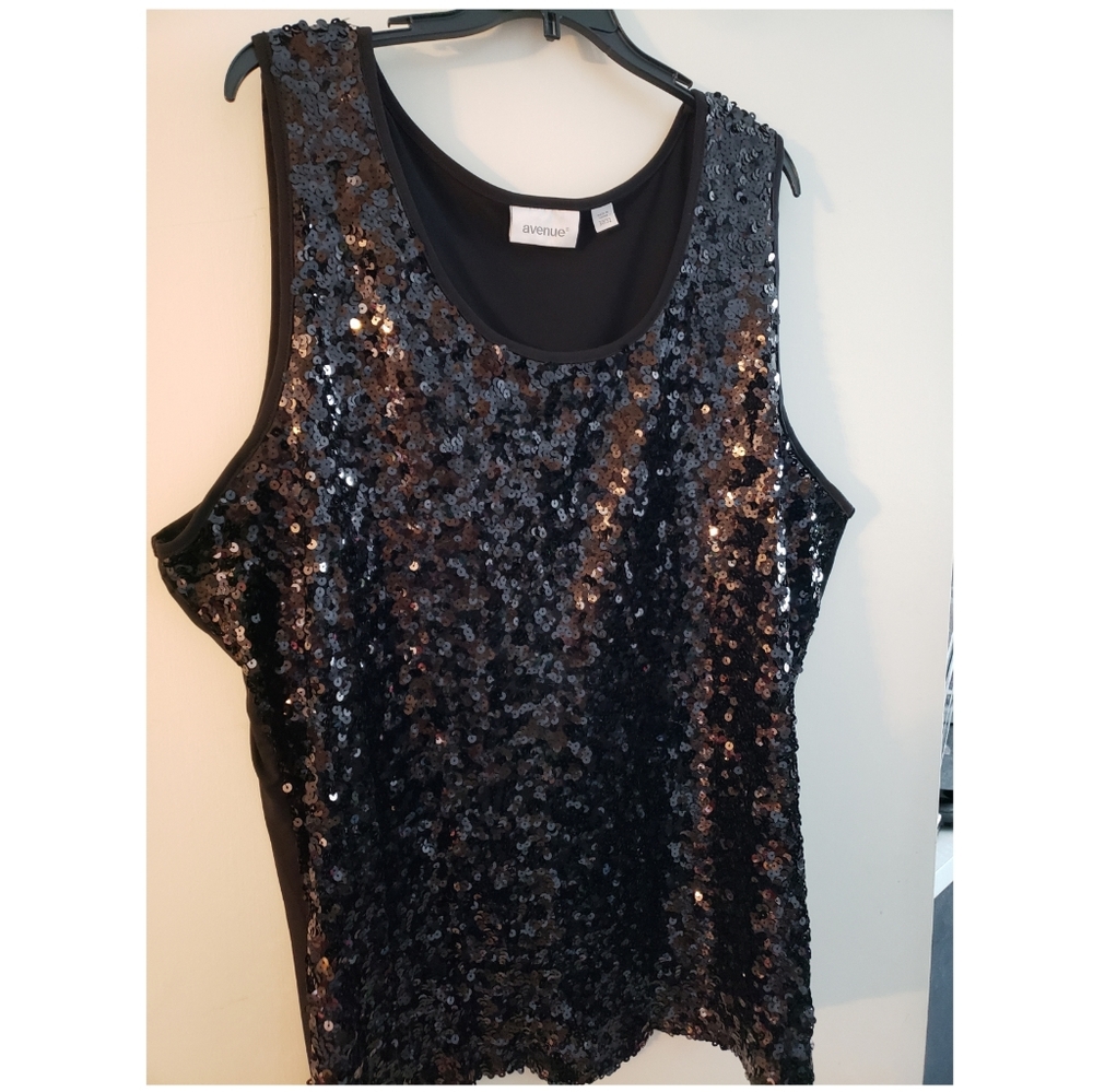 Women's Avenue Shirt